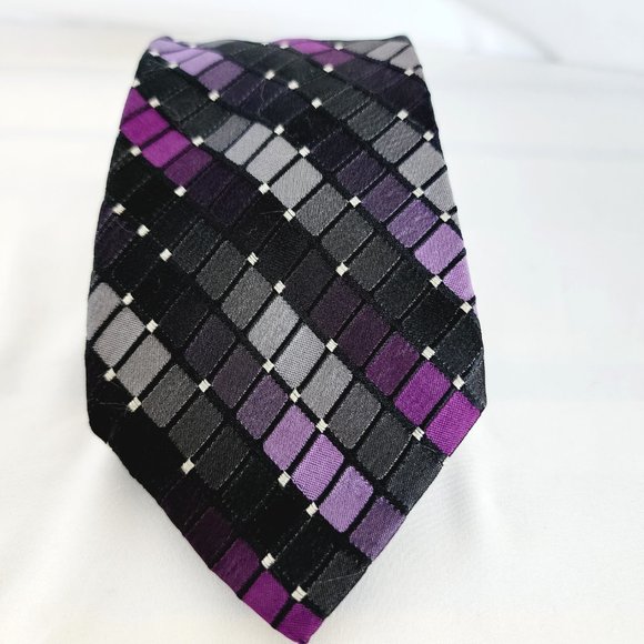 Kenneth Cole Reaction Men's Necktie 100% Silk Multicolor Rectangle/Dots Design - Picture 10 of 10